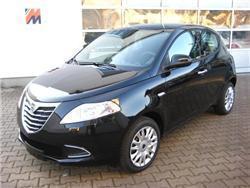 Lancia Ypsilon 1.2 8V 5T