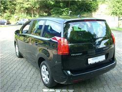 Peugeot 5008 HDI FAP 150 Business-Line