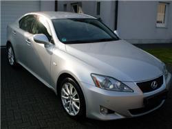 Lexus IS 220d IS 220 d Limited Leder PDC Alu 17` Scheckheft