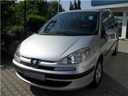 Peugeot 807 HDi 135 Family 7 Sitzer
