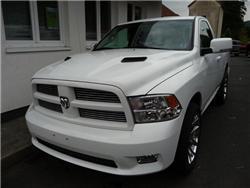 Dodge RAM 1500 HEMI Sport R T 4x4 Vollausstatttung